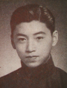 凝固的艺术，永恒的怀念——碑雕艺术与名人的故事