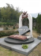 名人墓碑应该如何设计？探索永恒印记的艺术与思考