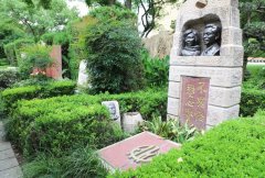 为何尊龙集团离不开纪念性雕塑？答案藏在这里